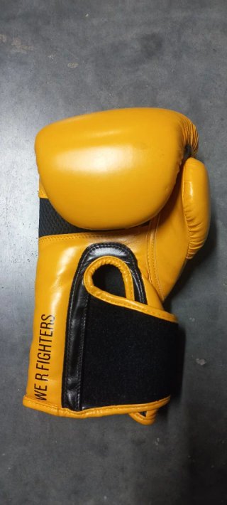 Guantes de Boxeo Power Fighters Amarillos