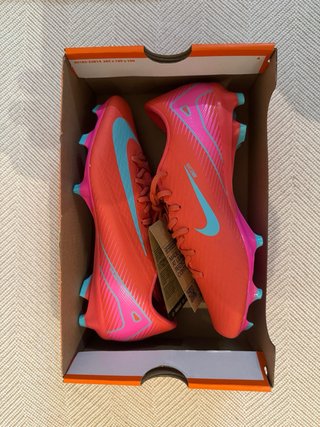 Botas de fútbol Nike junior naranjas