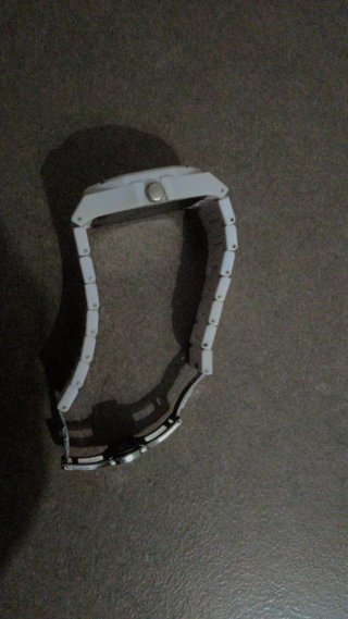 Reloj elegante blanco