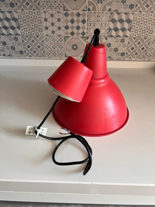Lámpara de techo roja colgante