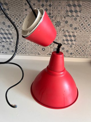 Lámpara de techo roja colgante