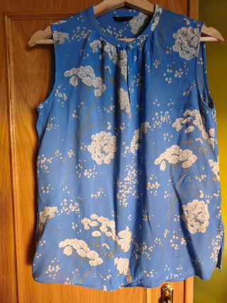 Blusa mujer estampada floral azul