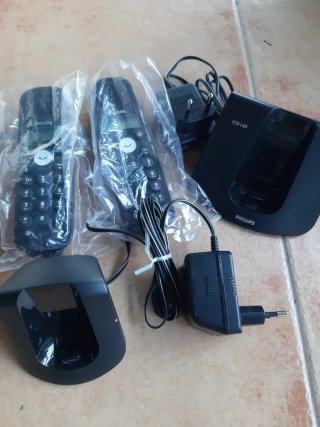 Teléfono Inalámbrico Philips CD140