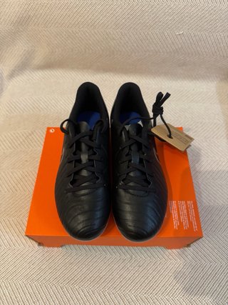 Botas de fútbol Nike para niño