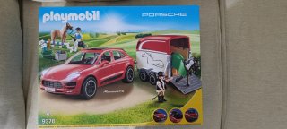 Playmobil Porsche Macan GTS con Remolque