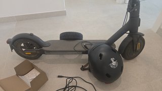 Patinete Xiaomi Mi 3 + Casco