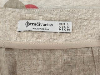 Pantalón corto tipo falda beige