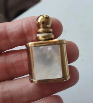 Monedero Limosnera Vintage y Esenciero Nacar