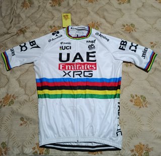 Camisa Campeón Mundo UAE Talla L nueva