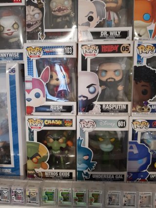 Funko Pop! Disney, Marvel, DC Comics