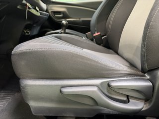 Toyota Yaris 70 Active 51 kW (69 CV)