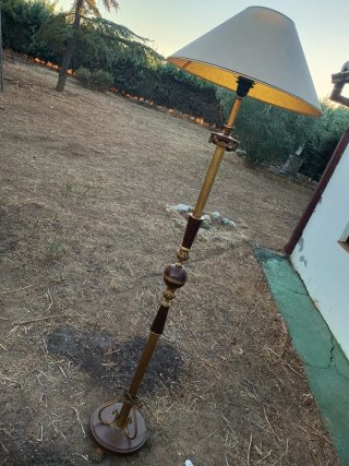 Lámpara de pie vintage madera y metal