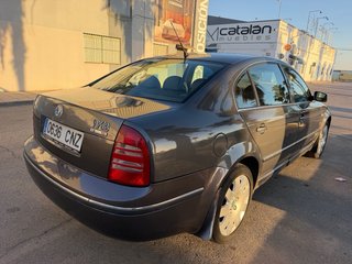 Skoda Superb 2004