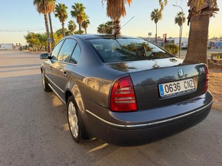 Skoda Superb 2004