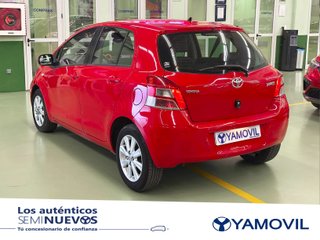 Toyota Yaris 1.3 VVT-I Connect 74 kW (101 CV)