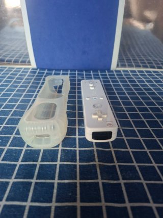 Wii ORIGINAL MANDO +PROTECTOR DE GOMA OFICIAL