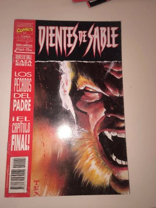Colección comics dientes de sable
