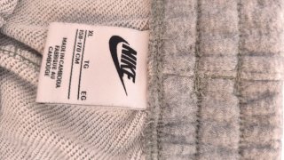 Sudadera Nike Gris con Logo talla 13-15 años