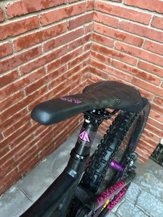 Commencal V3 Supreme Park Edition