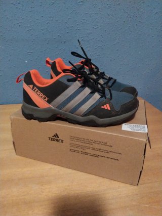 Zapatillas Adidas Terrex AX2R K Talla 35