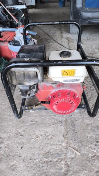 Generador Honda GX390 como nuevo