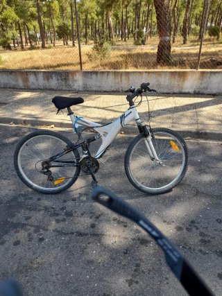 Bicicleta de Montaña Doble Suspensión