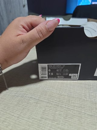 Nike Air Force 1 '07 NBA Blancas/Negras