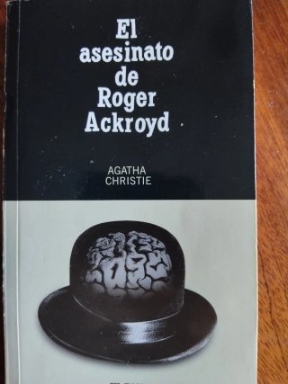 Libros de bolsillo de Ágatha Christie.