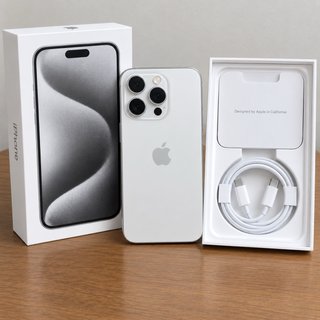 iPhone 15 Pro Plata/Blanco
