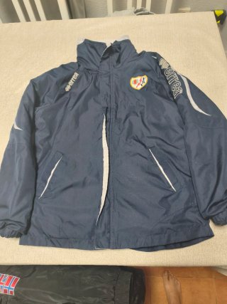 Chaqueta deportiva Rayo Vallecano Errea Talla 34