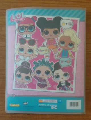 Álbum Archivador LOL Surprise! de Panini (2018).