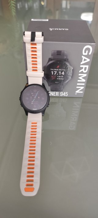 Garmin Forerunner 945 + 4 correas | 180 €