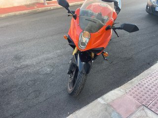 Hyosung GT 250 R 250cc Deportiva