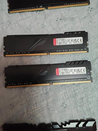 2x Kingston KF432C16BBK2/16 DDR4 RAM