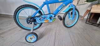 Bicicleta infantil azul Stitch 4-9 años.