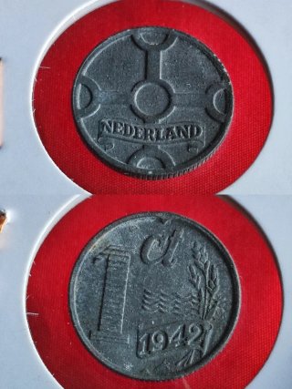 Lote monedas del mundo + 3 monedas en cartones