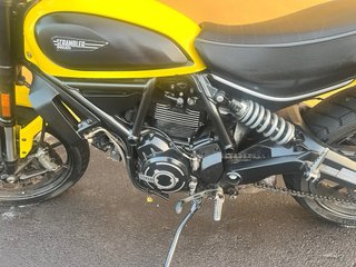 Ducati Scrambler Icon Amarilla