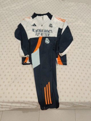 Chándal Adidas Negro y Naranja