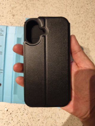 Funda Cartera 2 en 1.  ISY iPhone 16