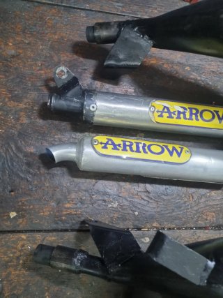 ESCAPE ARROW RD350.