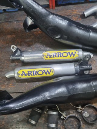 ESCAPE ARROW RD350.