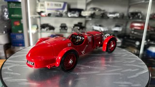 Aston Martin 1930 Escala 1:18