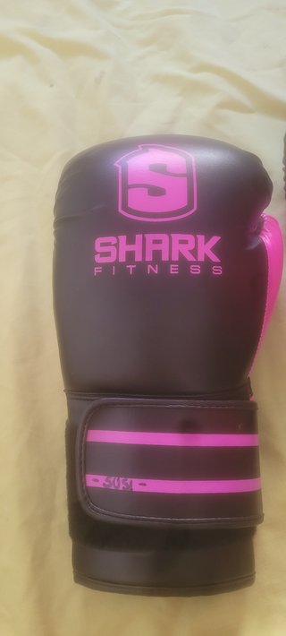 Guantes Boxeo Shark Fitness 12 oz Negro/Rosa