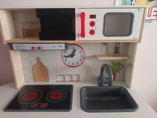 Cocinita de madera para niños
