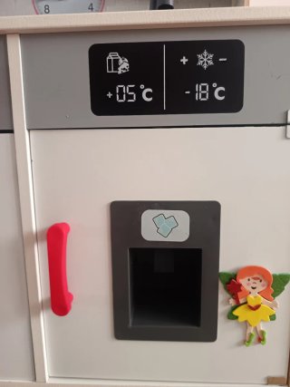 Cocinita de madera para niños