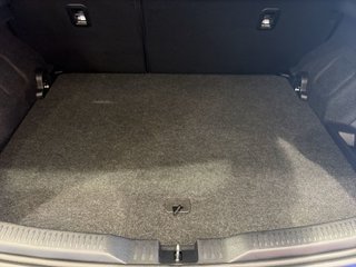 Toyota Auris Hybrid Advance 100 kW (136 CV)