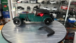 Aston Martin 1930 Escala 1:18
