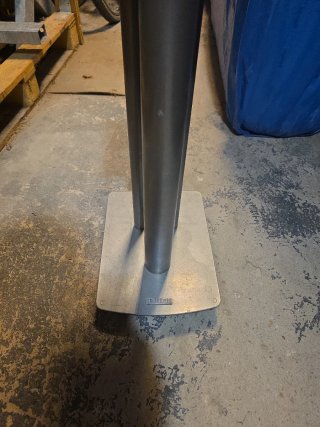 Soportes de suelo para altavoces