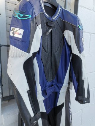 Mono de moto Berik