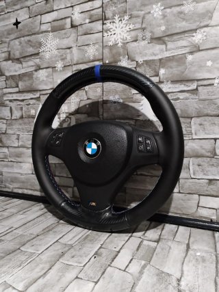Volante BMW serie 1 3 E90 M Carbono y Piel